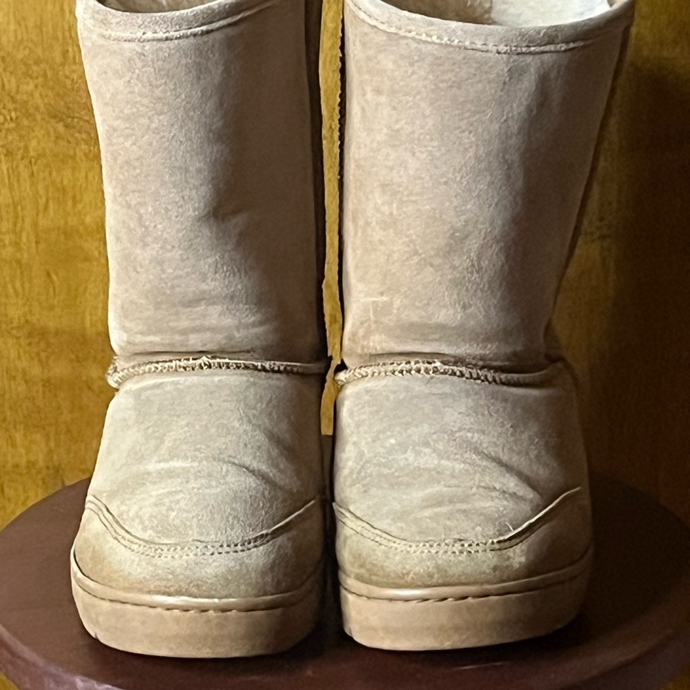 Bearpaw Suede Winter Boots – Women’s